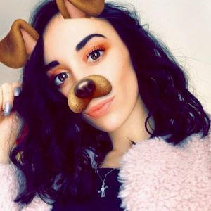 Meet your Posher, Hannah